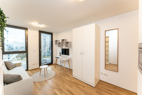 Shared flat room in Adlershof, near the Technology Park and S-Bahn station