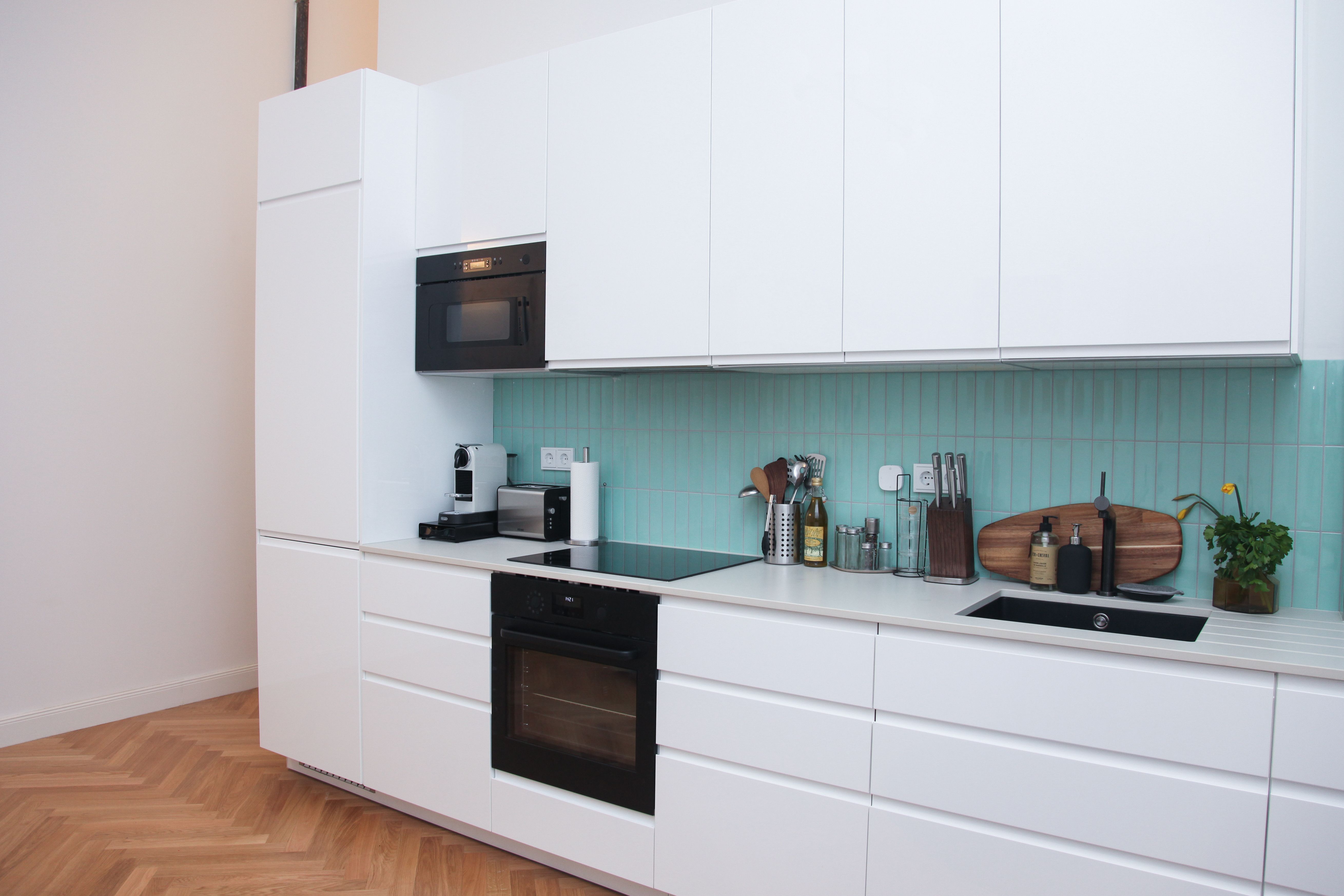  Gorgeously Renovated Altbau Apartment In A Great, Central Location  -  Gorgeously renovated Altbau apartment in a great, central location  - Gallery -  4