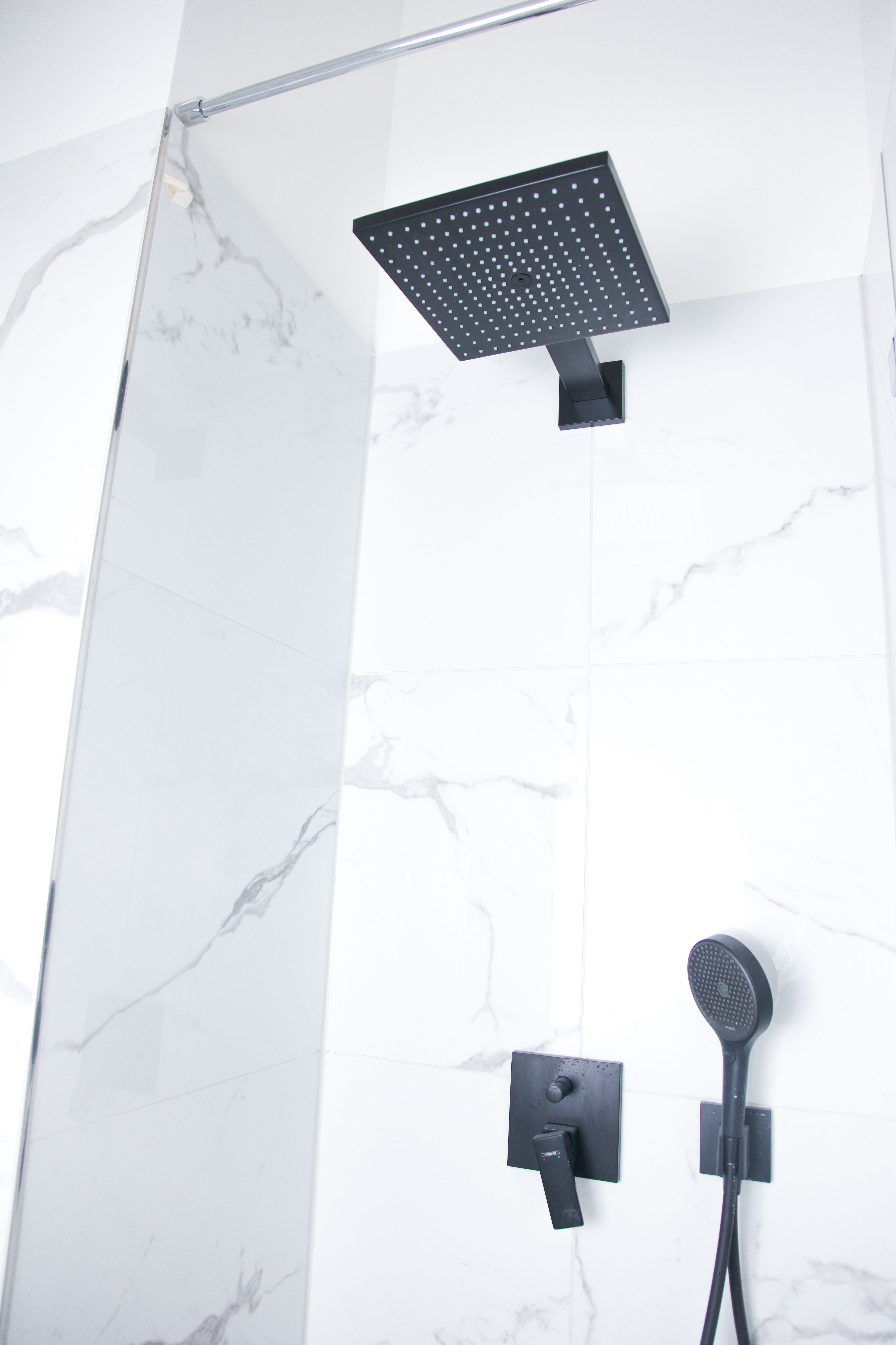  Gorgeously Renovated Altbau Apartment In A Great, Central Location  -  Gorgeously renovated Altbau apartment in a great, central location  - Gallery -  8