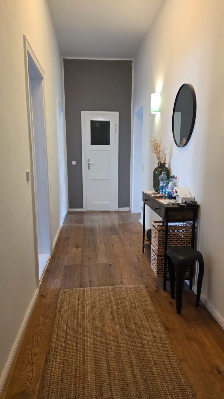  Fully Furnished And Comfortable 1-Bedroom Apartment With 60 M² In A Great Friedrichshain Location  -  Fully furnished and comfortable 1-bedroom apartment with 60 m² in a great Friedrichshain location  - Gallery -  7