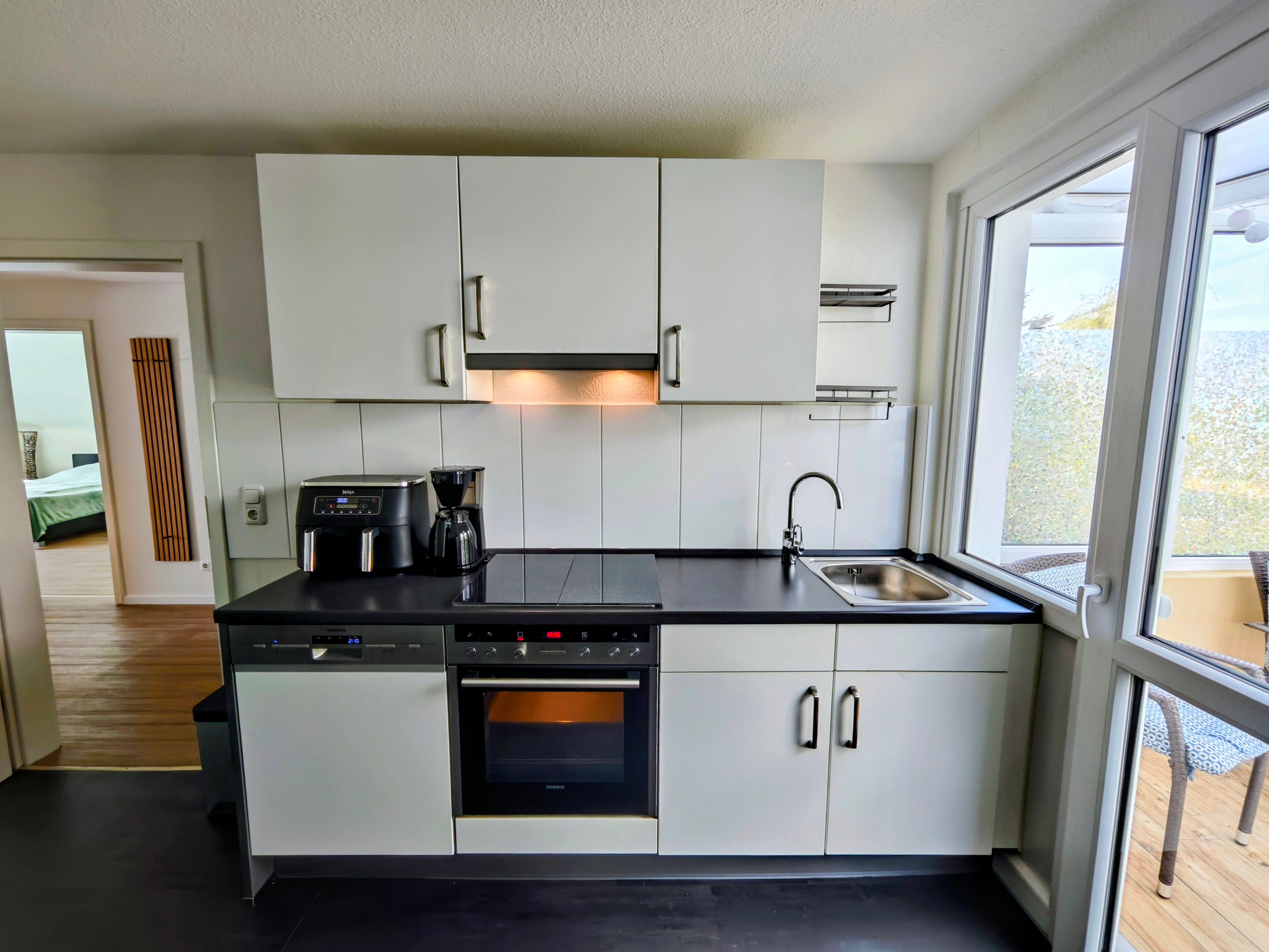 Your New Happy Place: Charming Home With Balcony Lounge & Private Workspace - 17