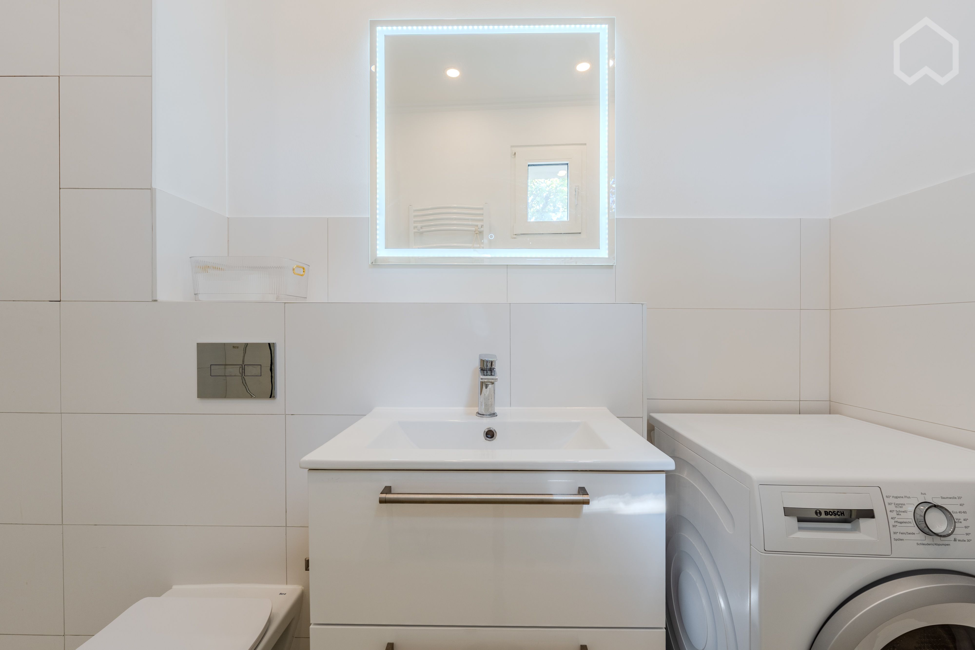  Top Location In Wedding: Stylish 2-Room Flat Next To Subway & City Train (Very Close To Ringbahn)  -  Top Location in Wedding: Stylish 2-Room Flat Next to Subway & City Train (Very close to Ringbahn)  - Gallery -  9