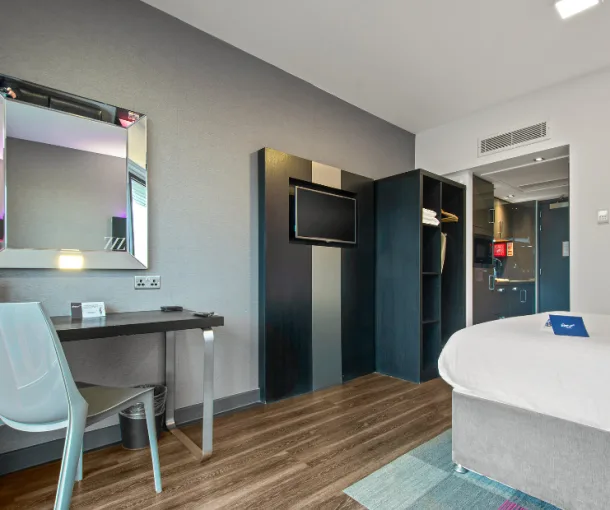 Smart Studio - Nottingham City @Roomzzz - Gallery - 4