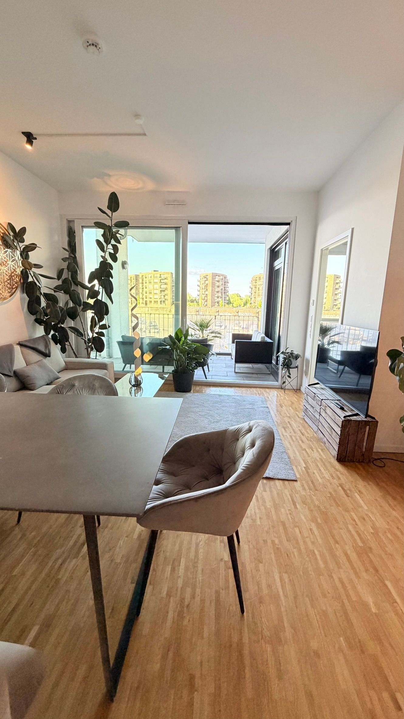  Bright & New Home In The Port Of Mainz  -  Bright & new home in the Port of Mainz  - Gallery -  7