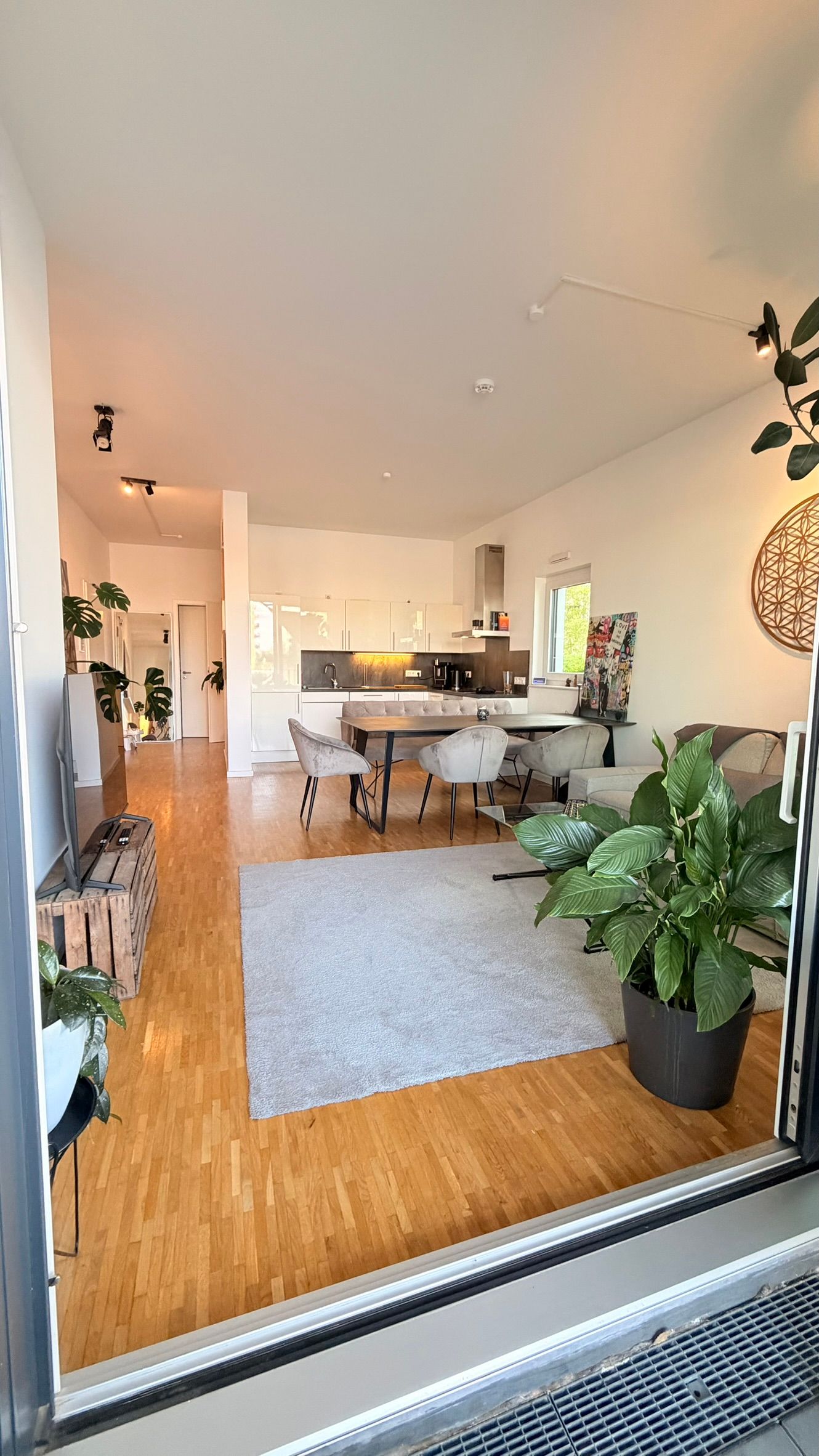  Bright & New Home In The Port Of Mainz  -  Bright & new home in the Port of Mainz  - Gallery -  13