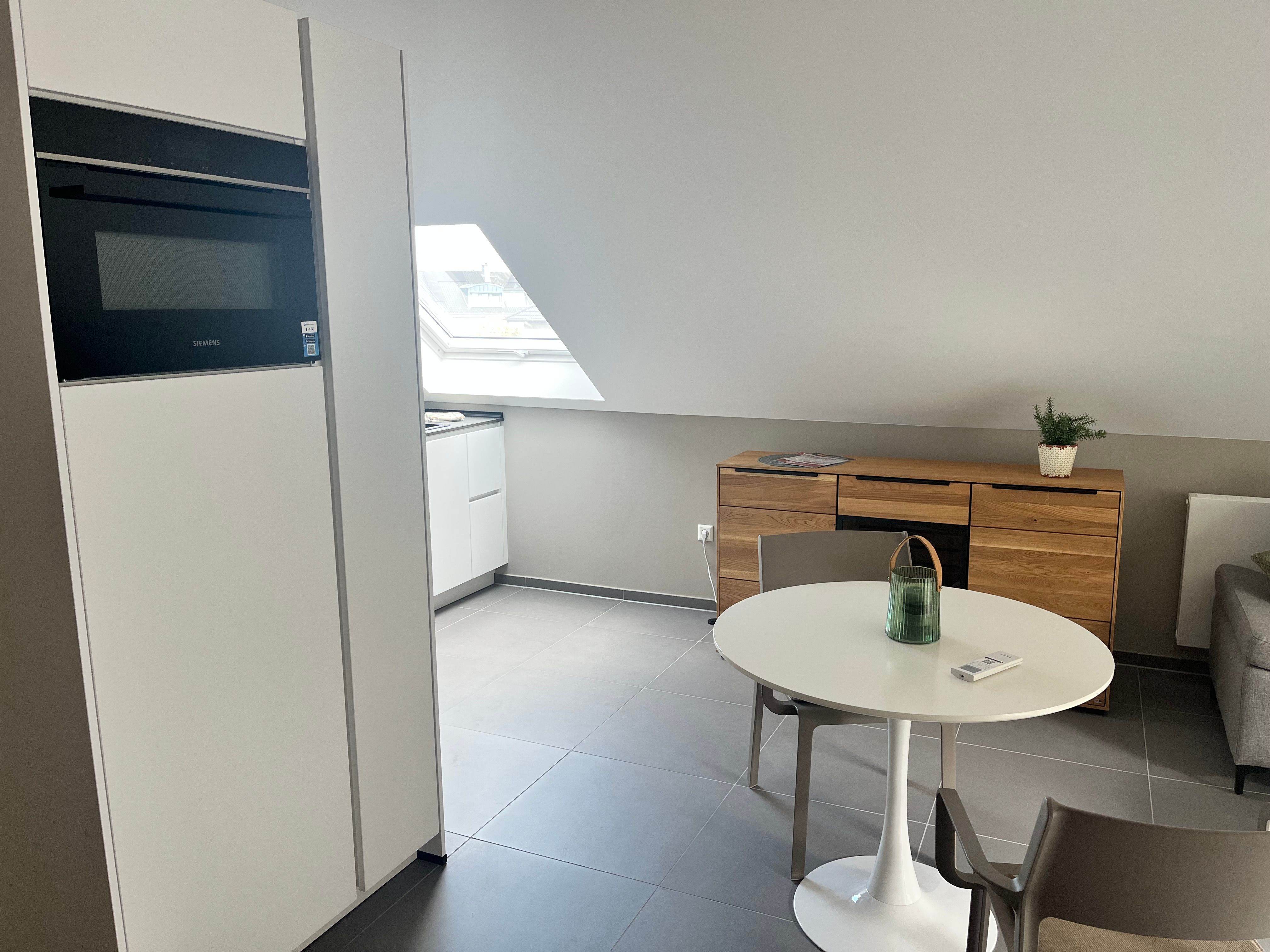  Stilvolle Dachgeschoss Wohnung  -  Stilvolle Dachgeschoss Wohnung  - Gallery -  15