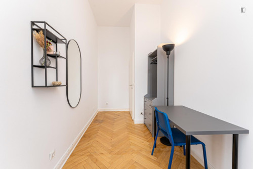 Cool single bedroom close to U Kurfürstendamm metro station