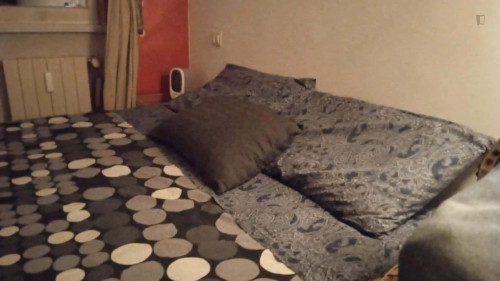 Room in Viale Leonardo da Vinci, Roma for 100 m² with 4 bedrooms