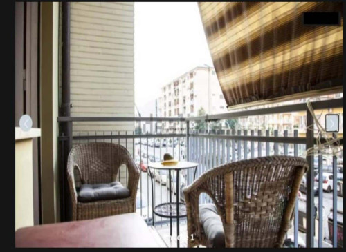 Room in Viale Leonardo da Vinci, Roma for 100 m² with 4 bedrooms