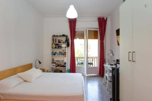 Room in Via Alberto Caroncini, Roma for 180 m² with 6 bedrooms