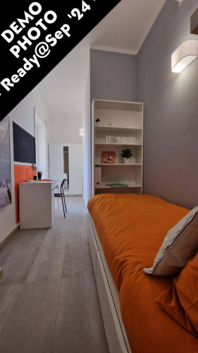 Room in Lungotevere di Pietra Papa, Roma for 156 m² with 6 bedrooms