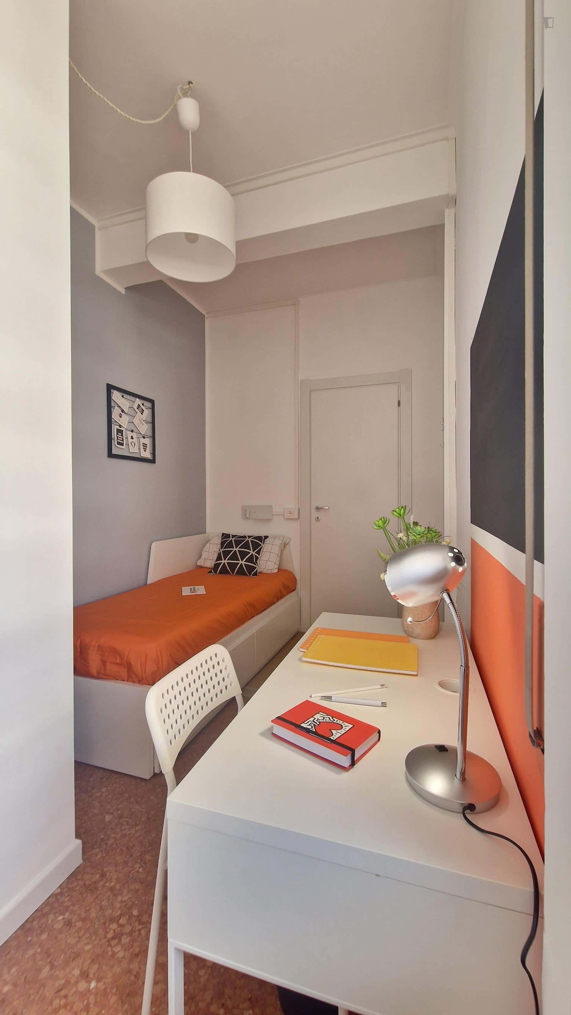 Room In Lungotevere Di Pietra Papa, Roma For 156 M² With 6 Bedrooms - Room in Lungotevere di Pietra Papa, Roma for 156 m² with 6 bedrooms - Gallery - 1