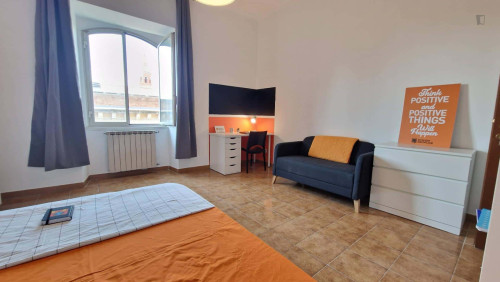 Room in Via Aleardo Aleardi, Roma with 3 bedrooms