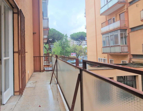 Room in Via Attilio Ambrosini, Roma for 130 m² with 5 bedrooms