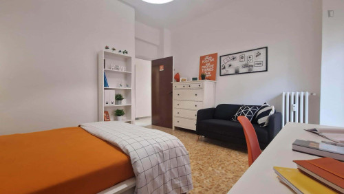 Room in Via Attilio Ambrosini, Roma for 130 m² with 5 bedrooms