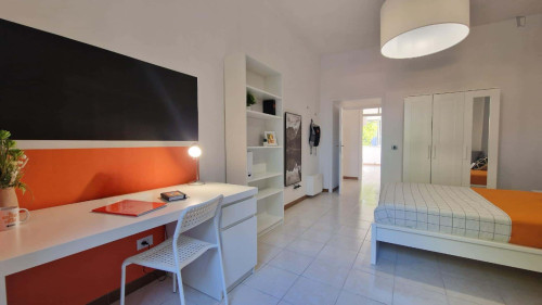 Room in Via Ostiense, Roma for 88 m² with 3 bedrooms