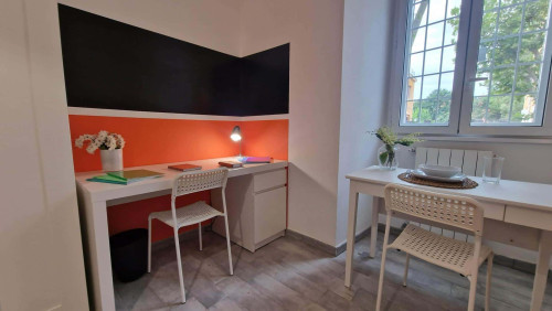 Room in Via Ostiense, Roma for 62 m² with 2 bedrooms