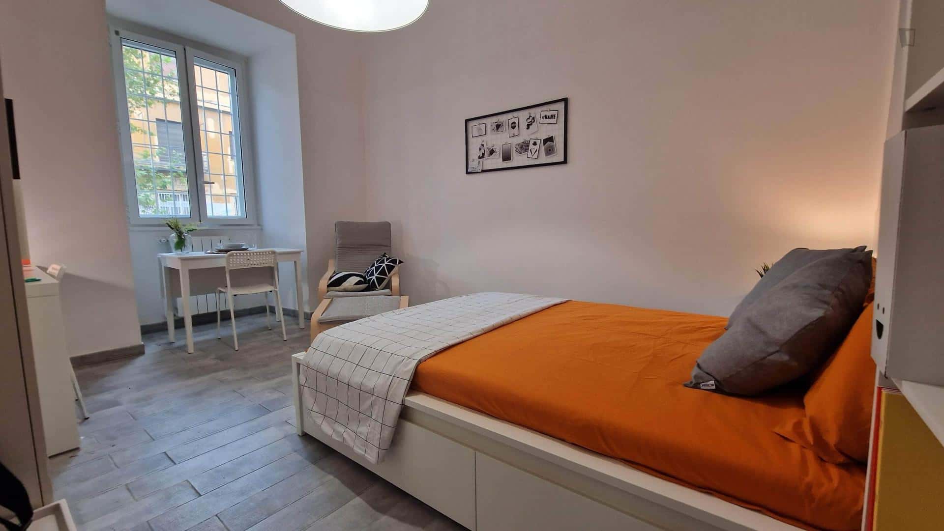  Room In Via Ostiense, Roma For 62 M² With 2 Bedrooms  -  Room in Via Ostiense, Roma for 62 m² with 2 bedrooms  - Gallery -  1