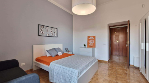 Room in Via Aleardo Aleardi, Roma with 3 bedrooms