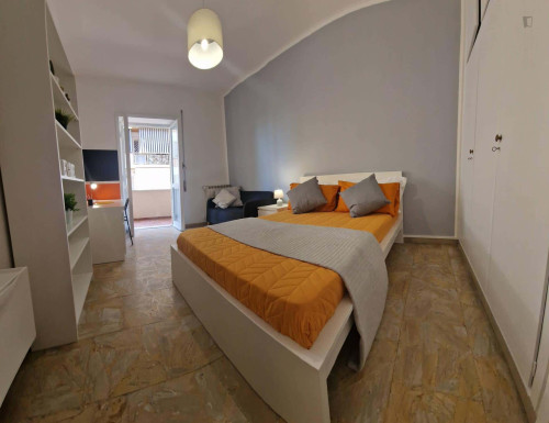 Room in Lungotevere di Pietra Papa, Roma for 156 m² with 6 bedrooms