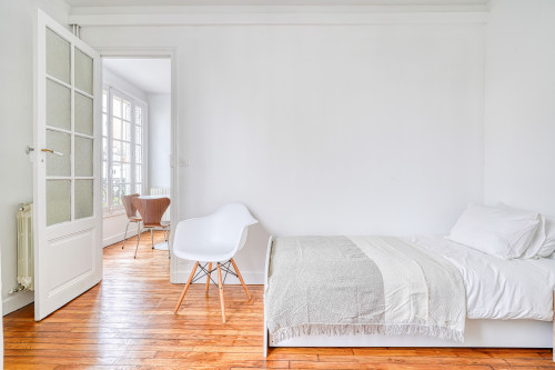 Charming 2-Bedroom Furnished Apartment Near Montmartre  - Gallery -  5