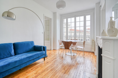Charming 2-Bedroom Furnished Apartment Near Montmartre