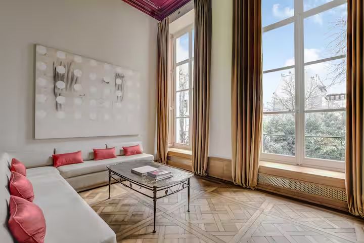 An Elegant, Practical And Ultra-Comfortable Living Space - An elegant, practical and ultra-comfortable living space - Gallery - 4