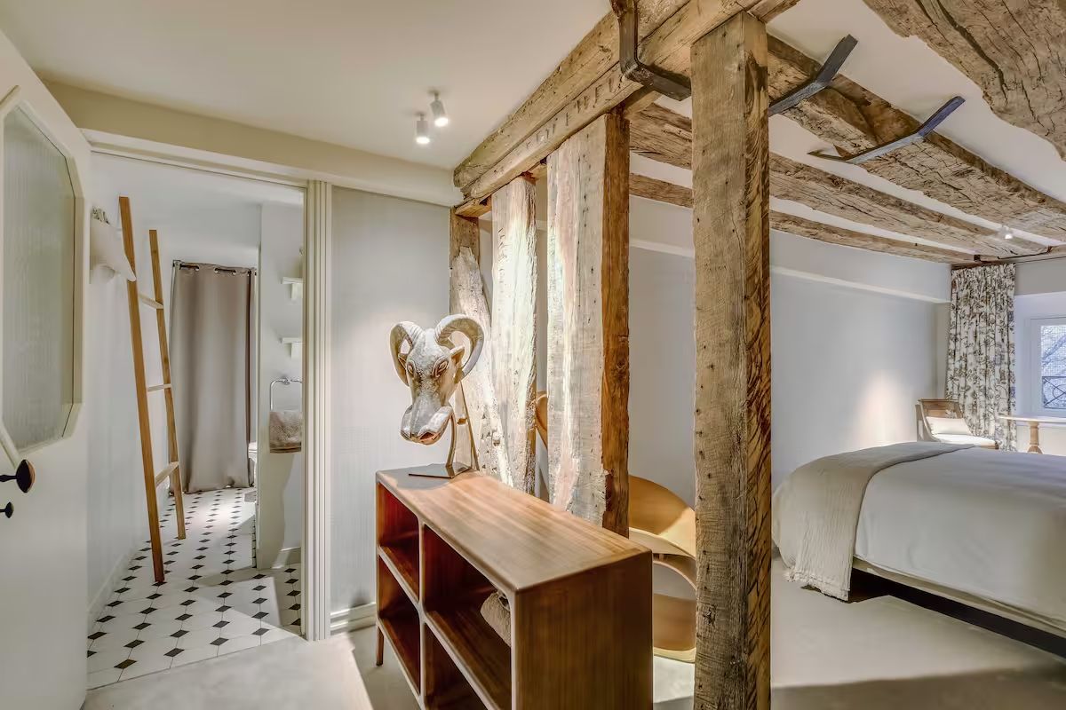 An Elegant, Practical And Ultra-Comfortable Living Space - An elegant, practical and ultra-comfortable living space - Gallery - 1