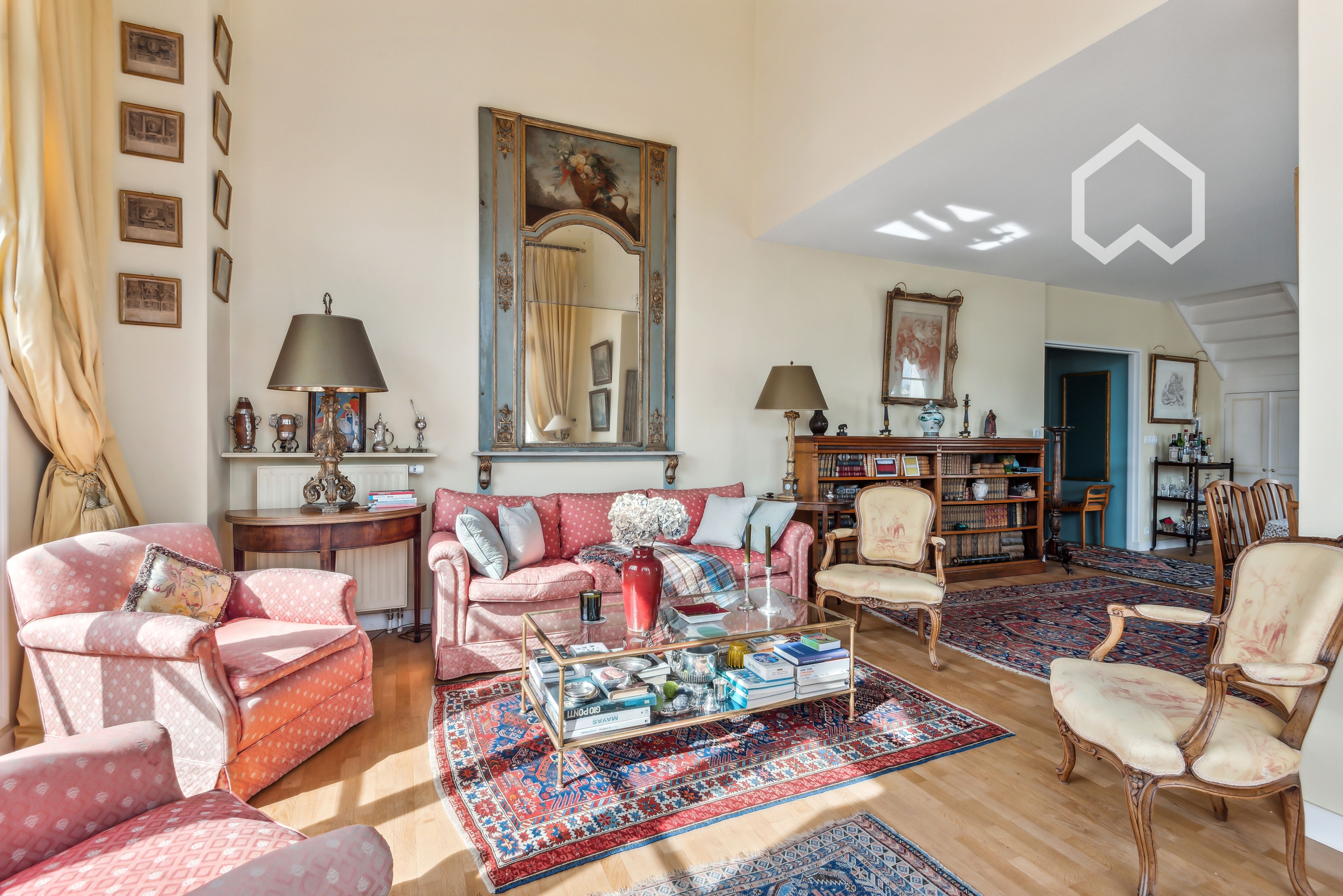 Charming, Freshly Renovated Three Bedroom Duplex Apartment - Charming, freshly renovated three bedroom duplex apartment - Gallery - 3