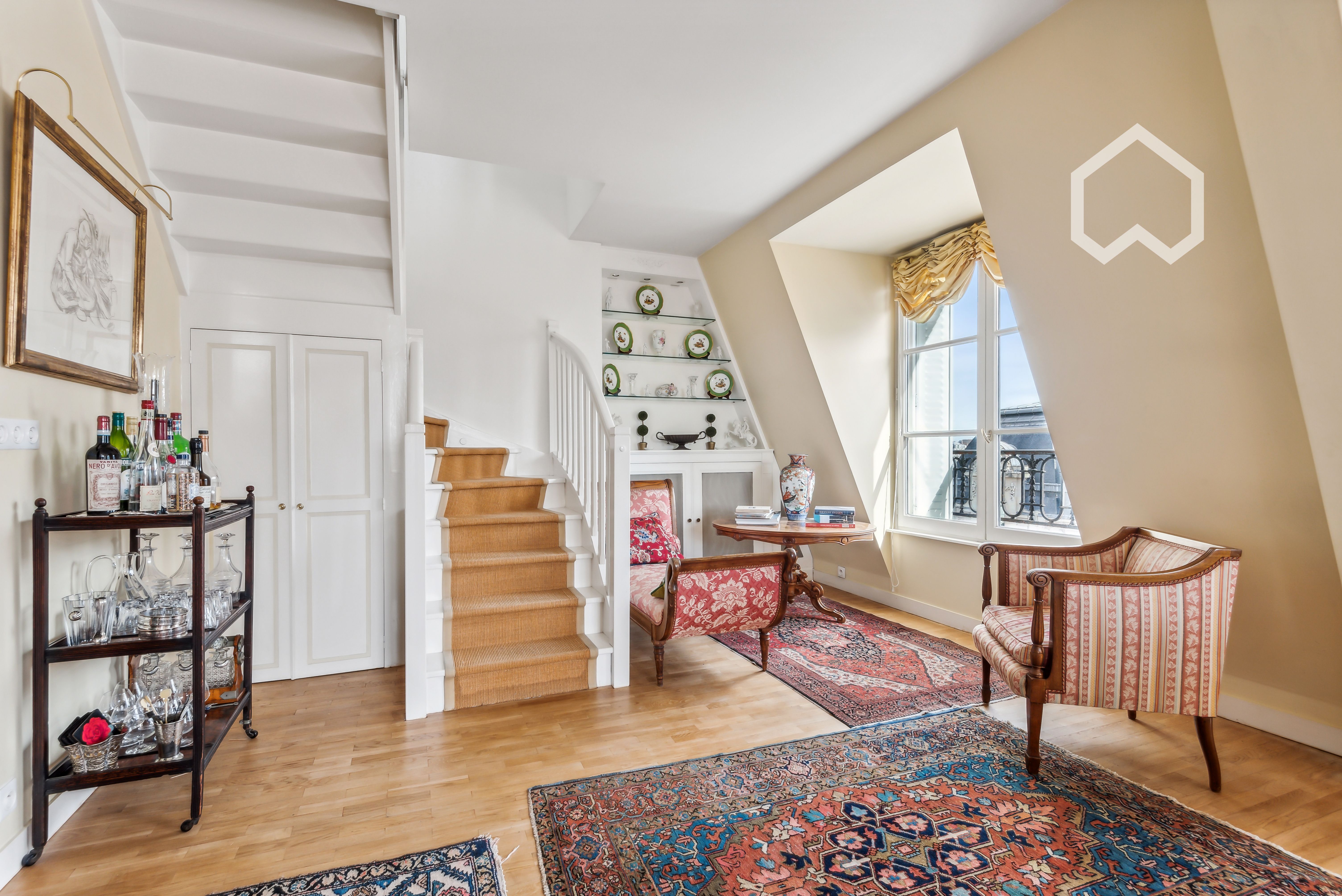  Charming, Freshly Renovated Three Bedroom Duplex Apartment  -  Charming, freshly renovated three bedroom duplex apartment  - Gallery -  4