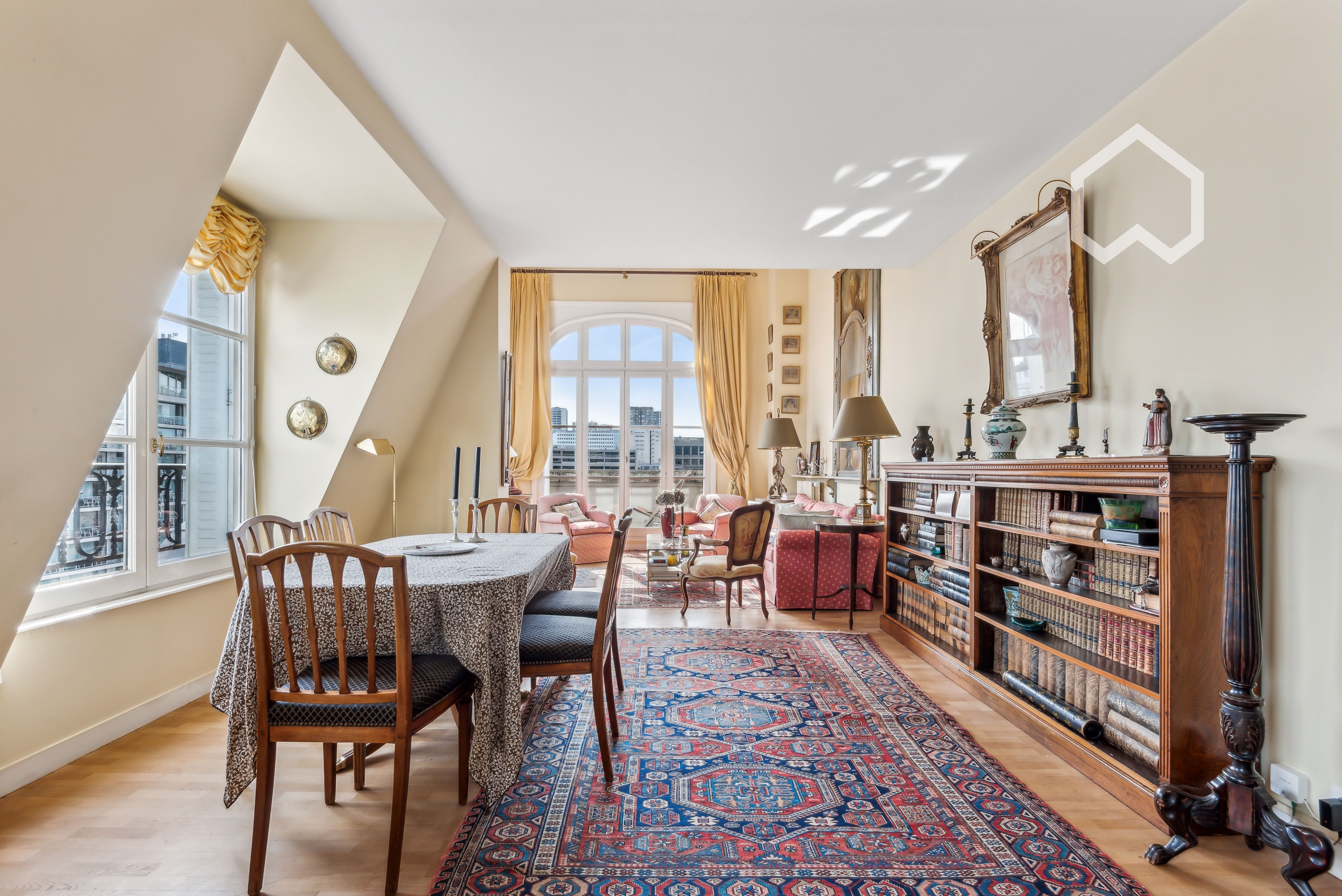  Charming, Freshly Renovated Three Bedroom Duplex Apartment  -  Charming, freshly renovated three bedroom duplex apartment  - Gallery -  12