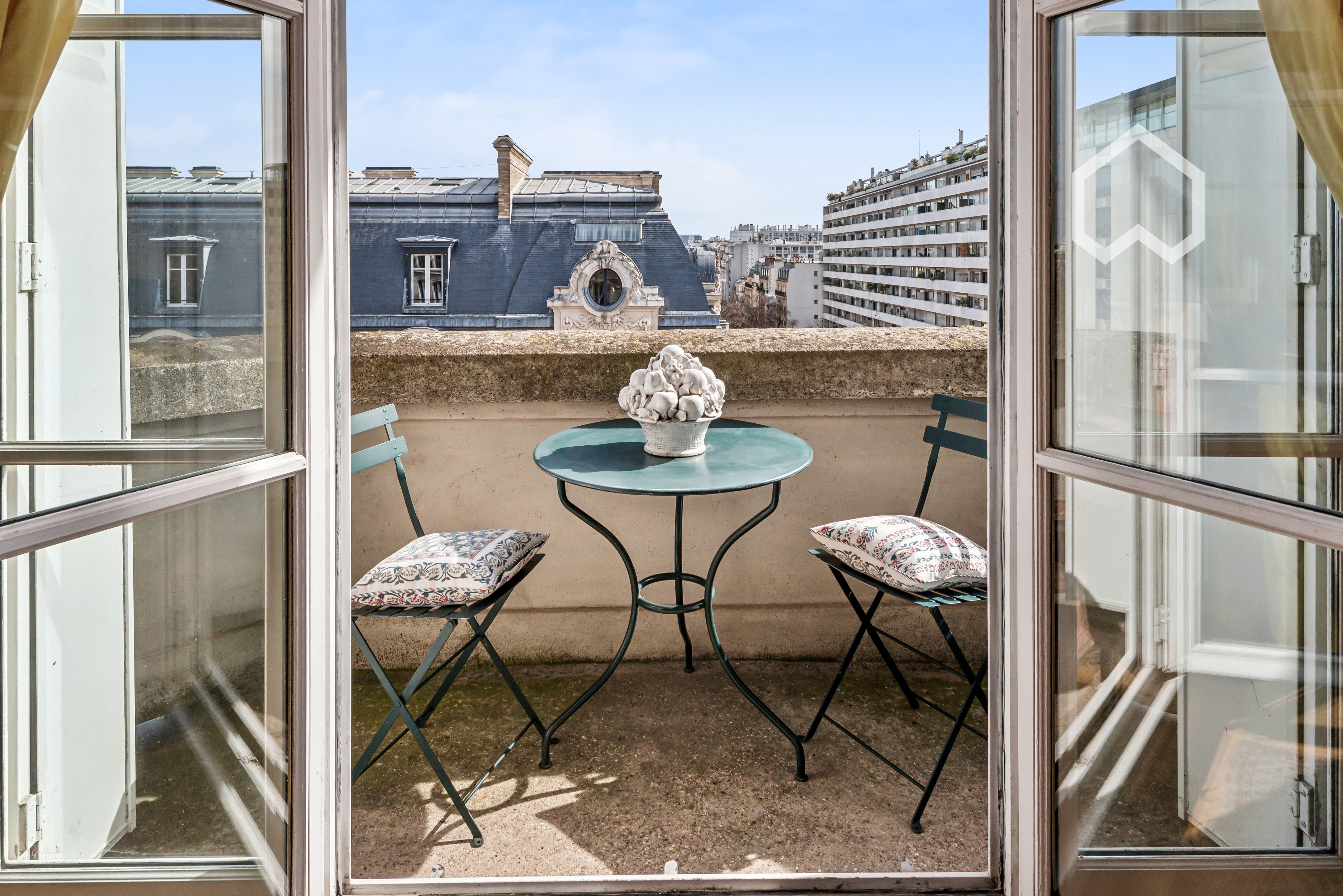  Charming, Freshly Renovated Three Bedroom Duplex Apartment  -  Charming, freshly renovated three bedroom duplex apartment  - Gallery -  13