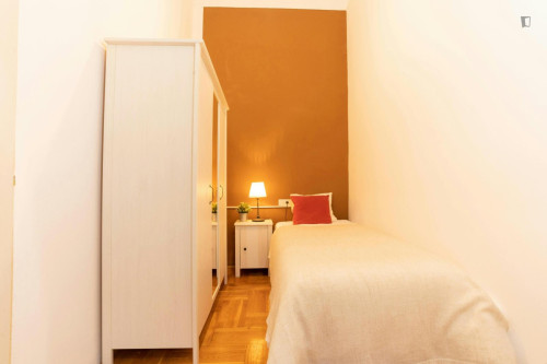 Inviting double bedroom near Budapest-Nyugati