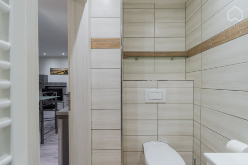 Modern apartment with terrace  - Gallery -  5