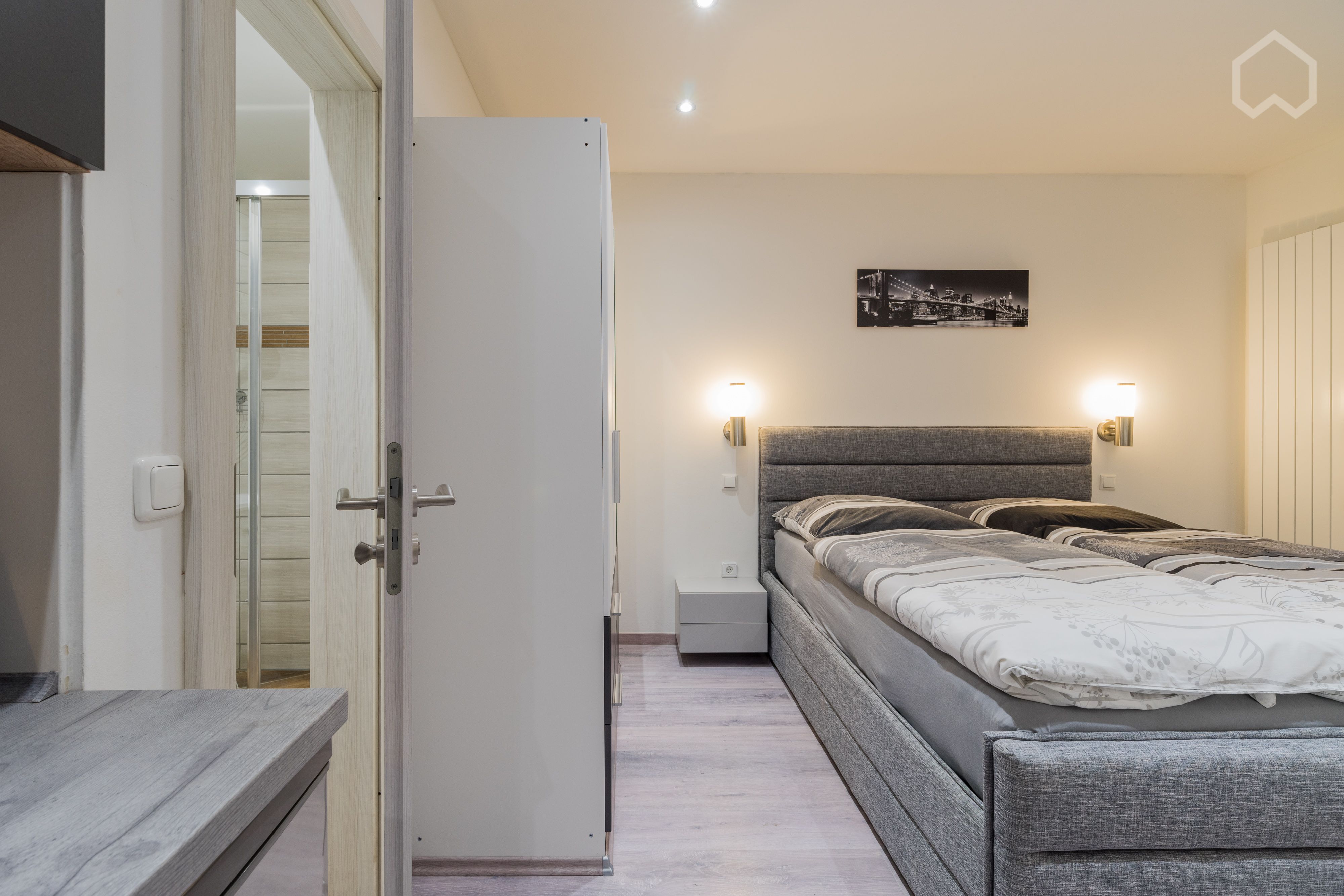  Modern Apartment With Terrace  -  Modern apartment with terrace  - Gallery -  23