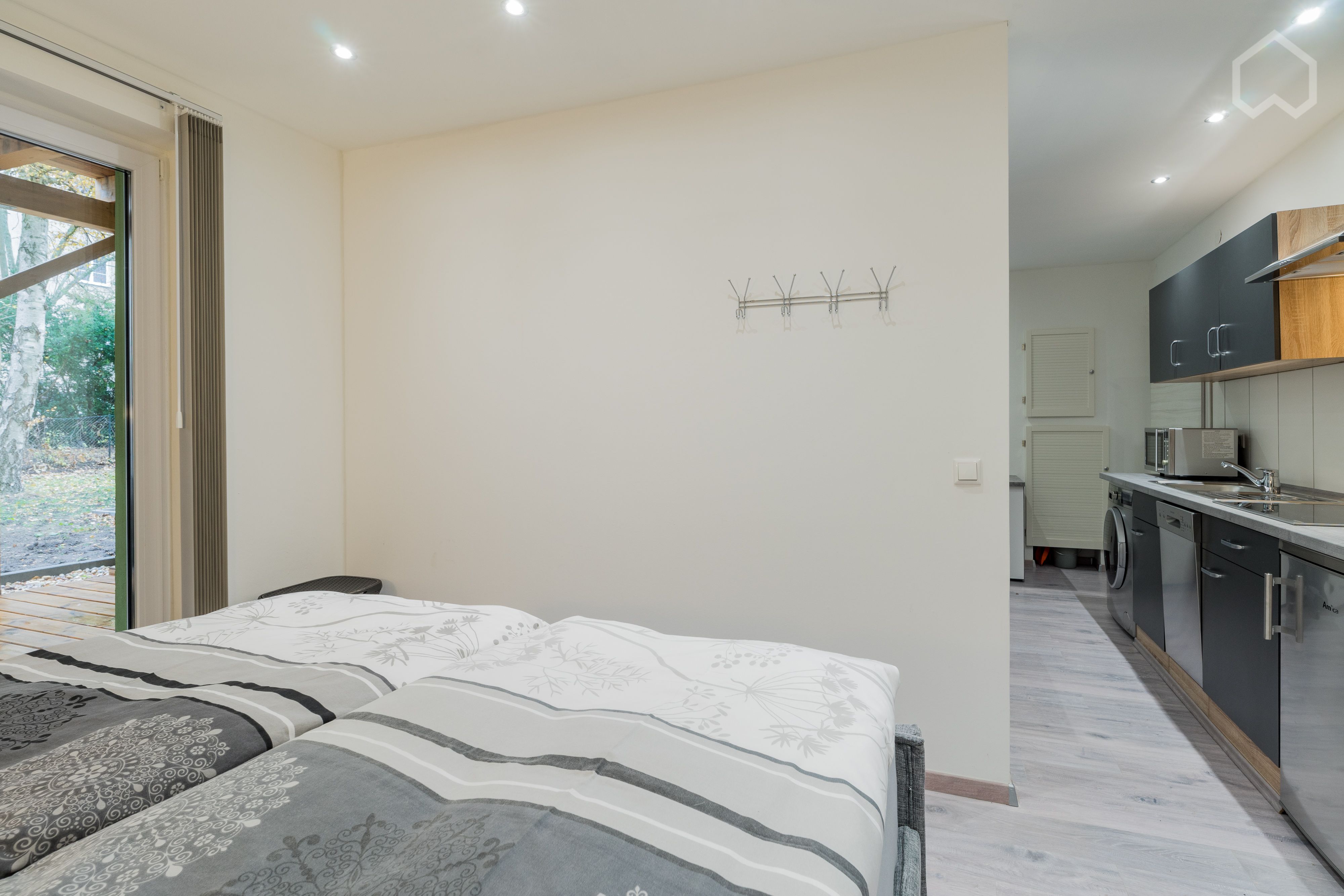  Modern Apartment With Terrace  -  Modern apartment with terrace  - Gallery -  22