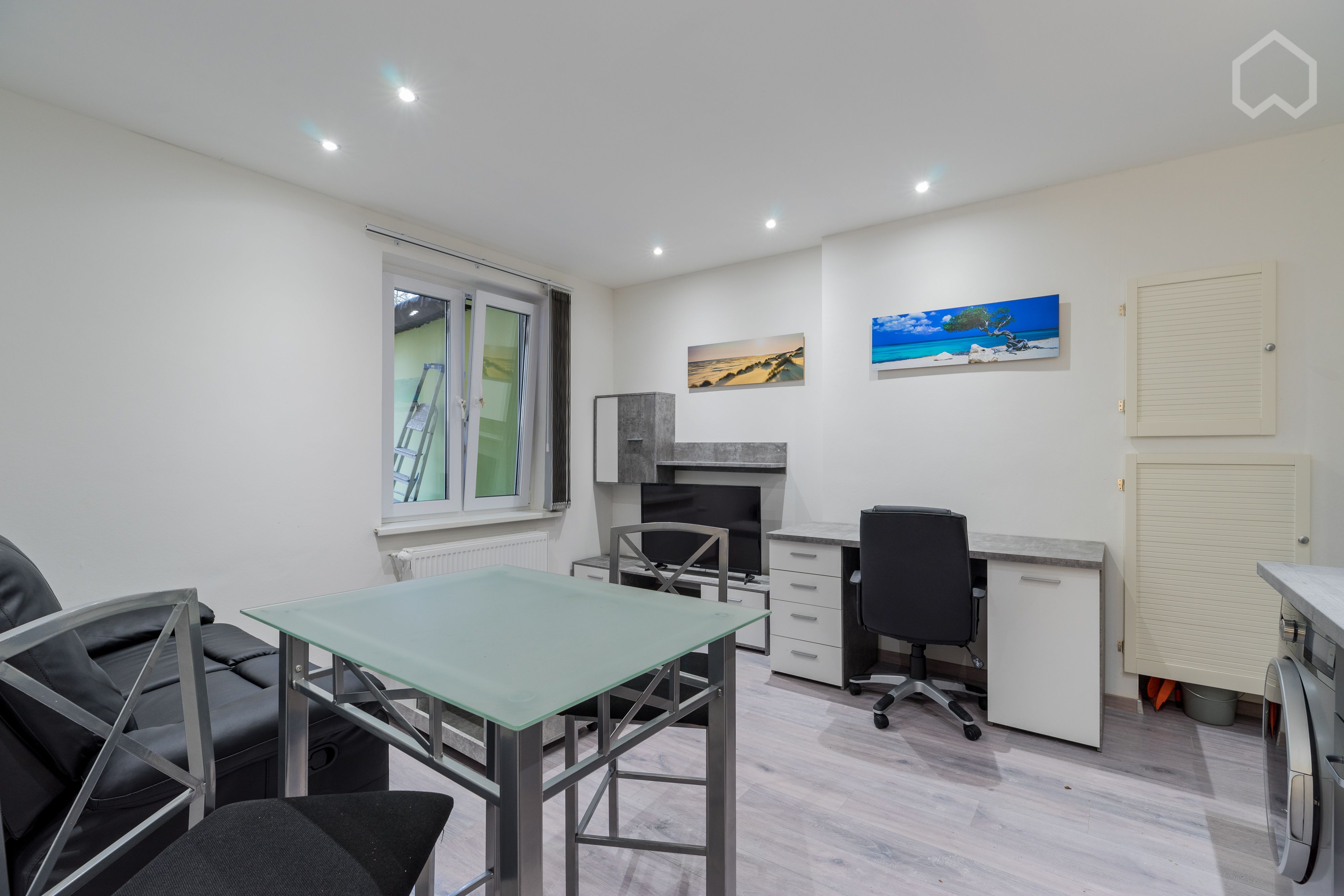  Modern Apartment With Terrace  -  Modern apartment with terrace  - Gallery -  16