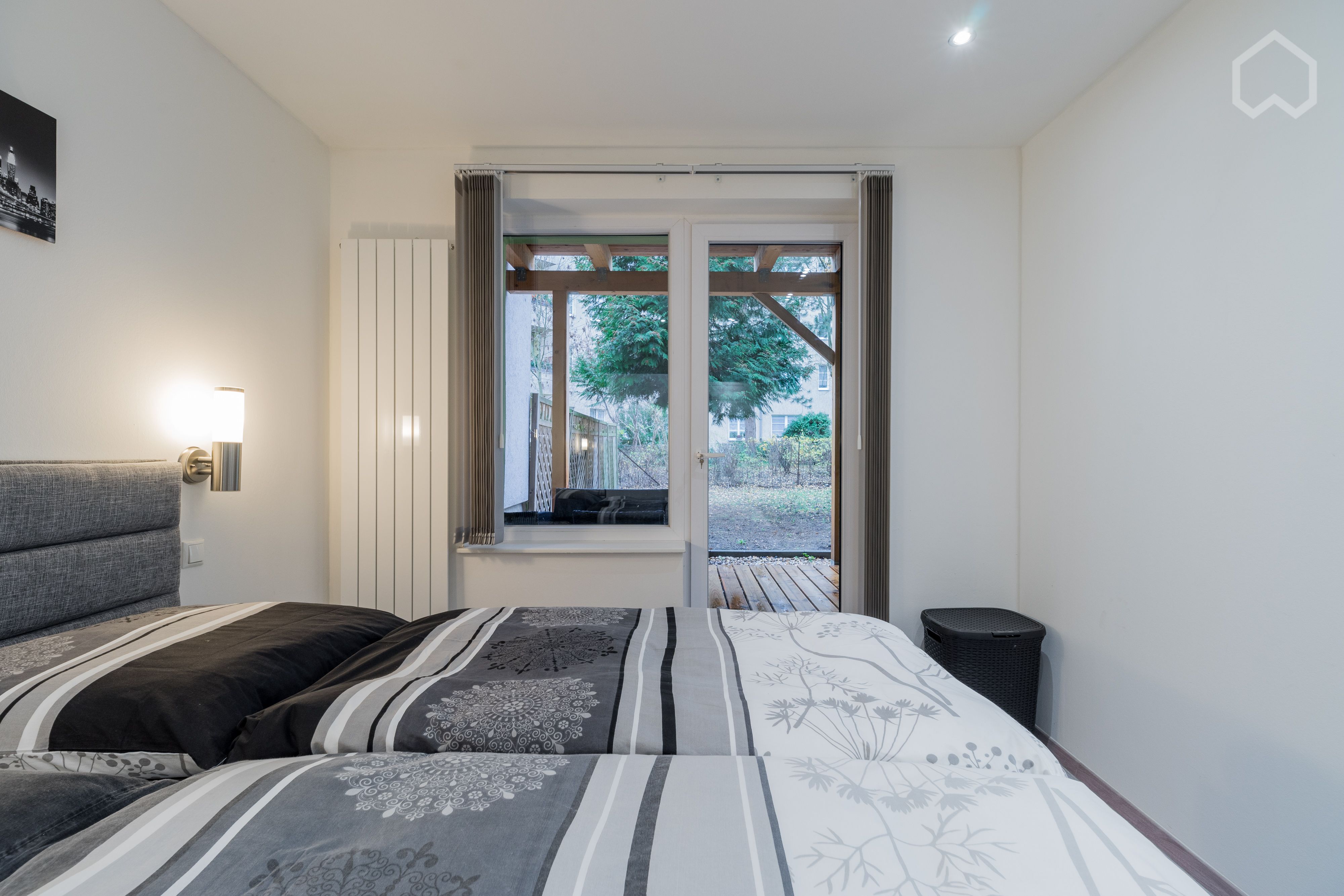  Modern Apartment With Terrace  -  Modern apartment with terrace  - Gallery -  18