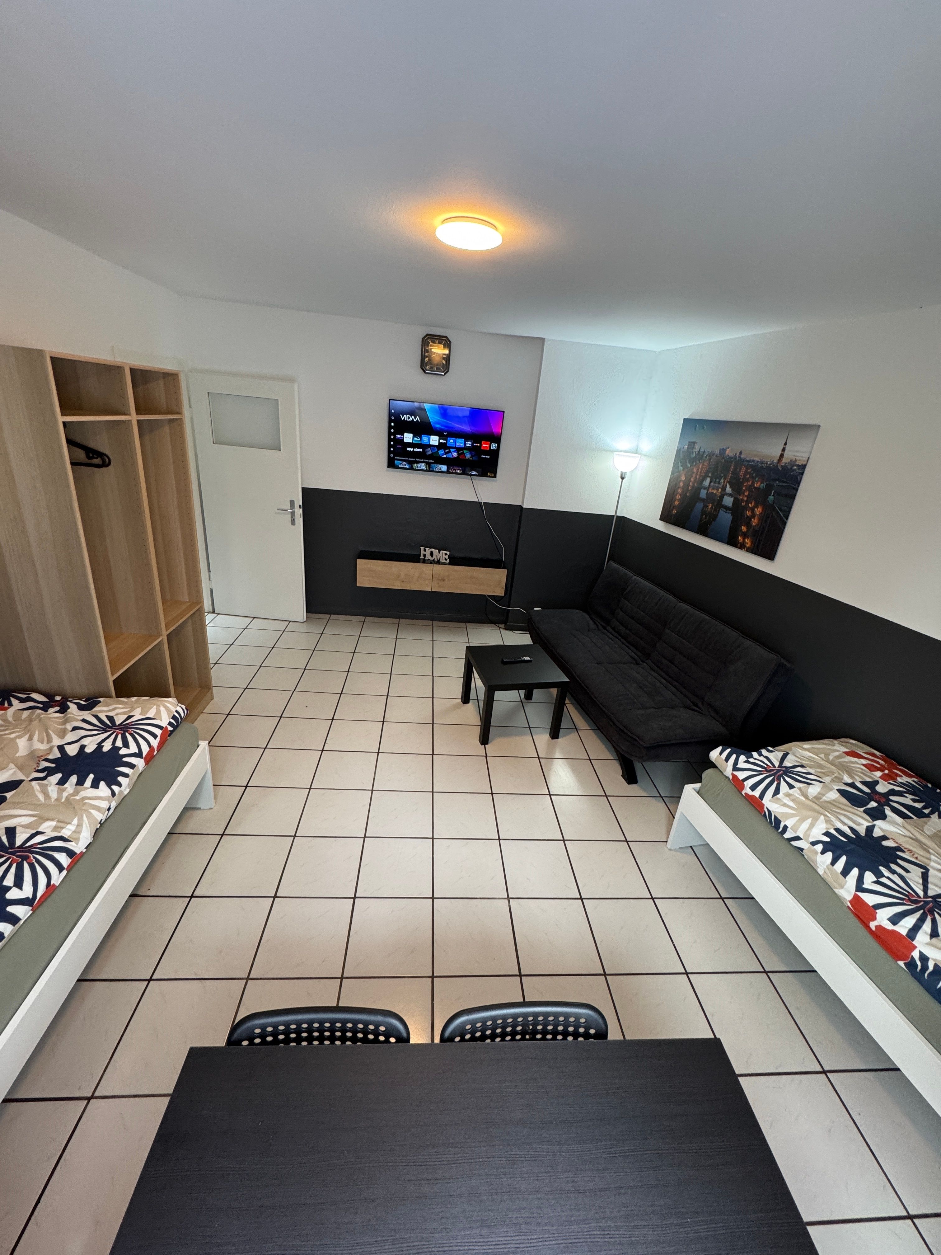 Apartment Near The Main Train Station. Mönchengladbach MG05 - 3