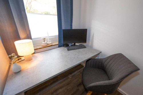 TANIC Deluxe Apartment Garden Central Industrial Fair