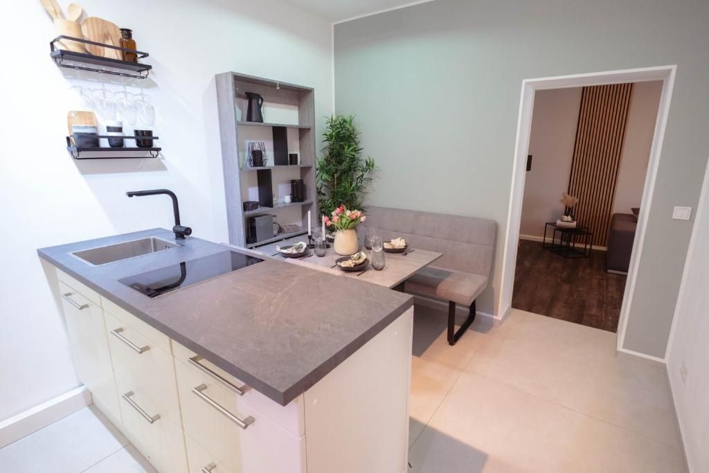  TANIC Deluxe Apartment Garden Central Industrial Fair  -  TANIC Deluxe Apartment Garden Central Industrial Fair  - Gallery -  14