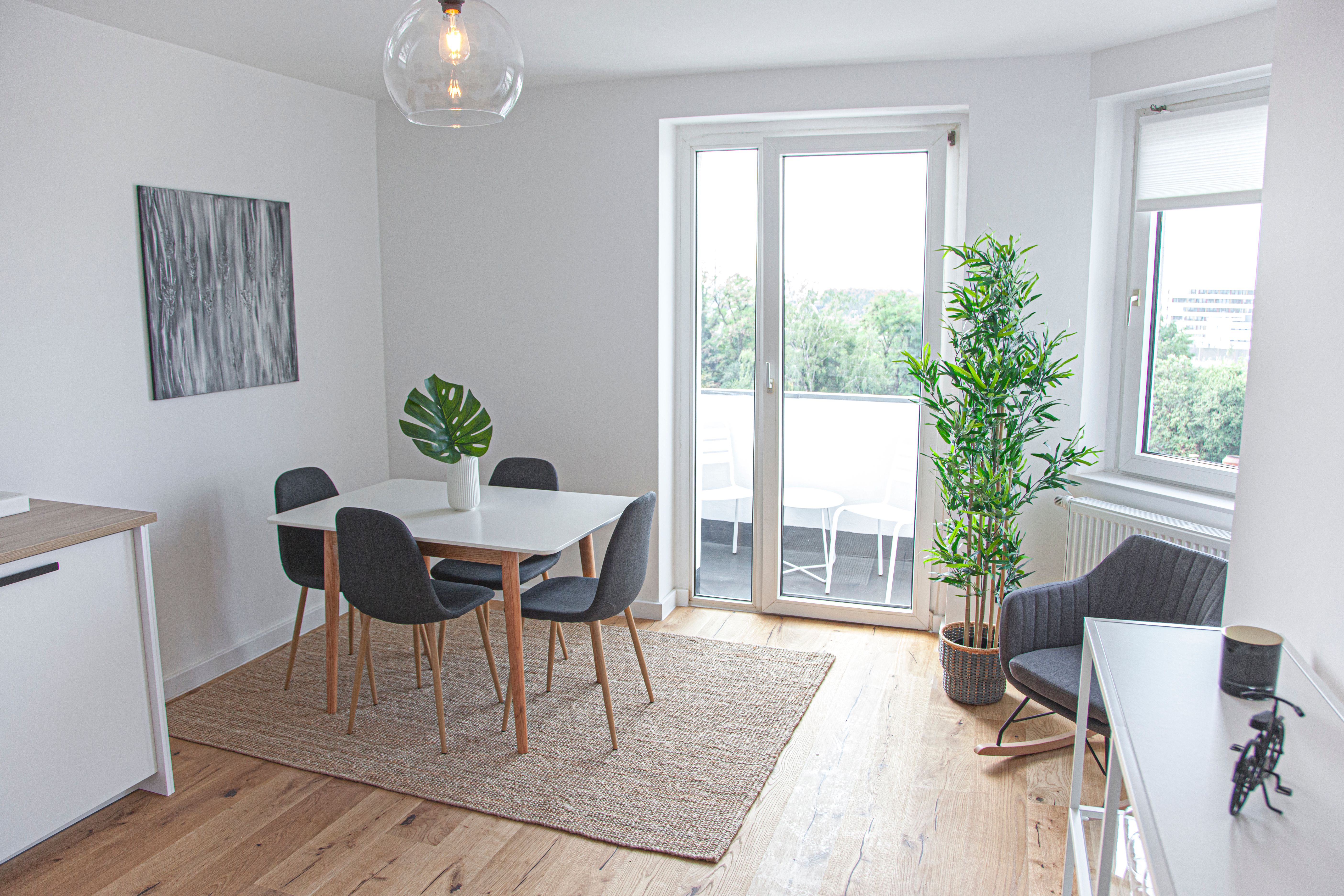  Amazing And Gorgeous Apartment In Düsseldorf  -  Amazing and gorgeous apartment in Düsseldorf  - Gallery -  1