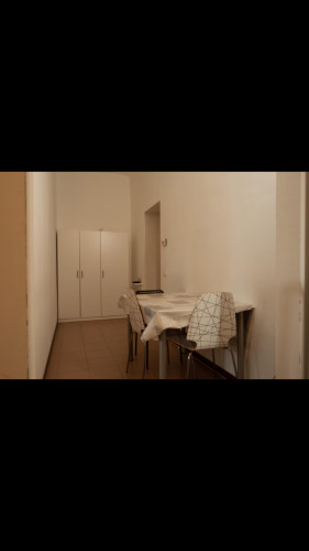 Bed in a twin bedroom, in Gratosoglio - Gallery - 7