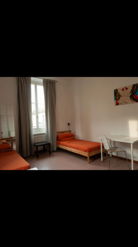 Bed in a twin bedroom, in Gratosoglio - Gallery - 19