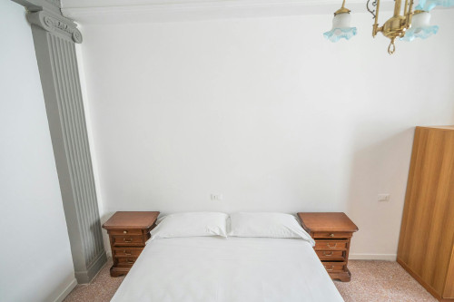 Borgo degli Albizi, Florence - Gallery - 7