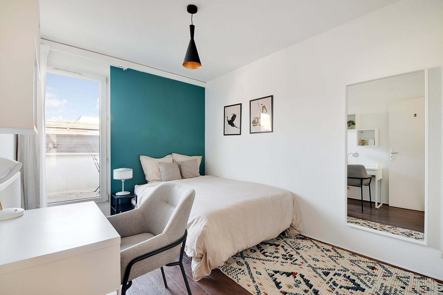  Move Into This 10 M² Room – PA121  -  Epinettes  - Gallery -  4