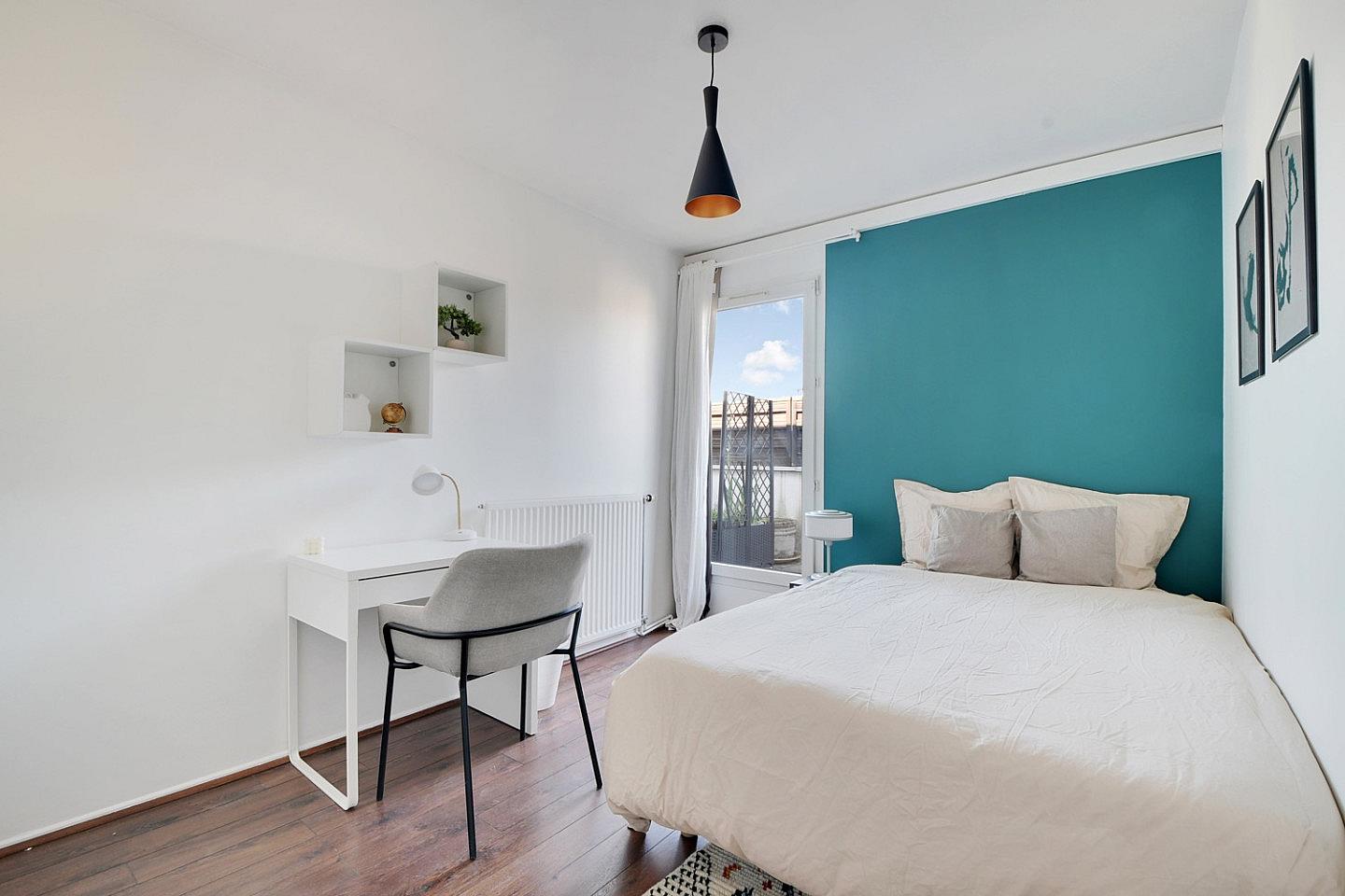  Move Into This 10 M² Room – PA121  -  Epinettes  - Gallery -  3