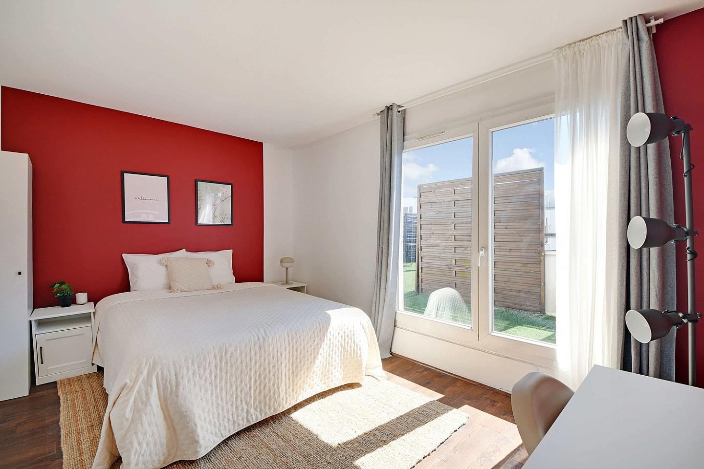  Move Into This 18 M² Spacious Room – PA120  -  Epinettes  - Gallery -  4