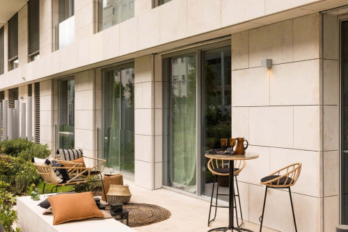 2 bedrooms, terrace in Marquês de Pombal
