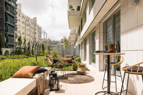 2 bedrooms, terrace in Marquês de Pombal